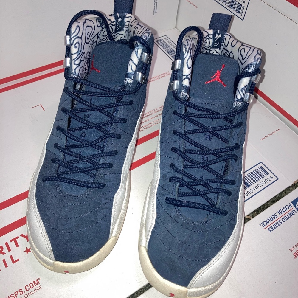 Jordan 12 size 7